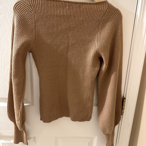 Square neck sweater top - Picture 2 of 3